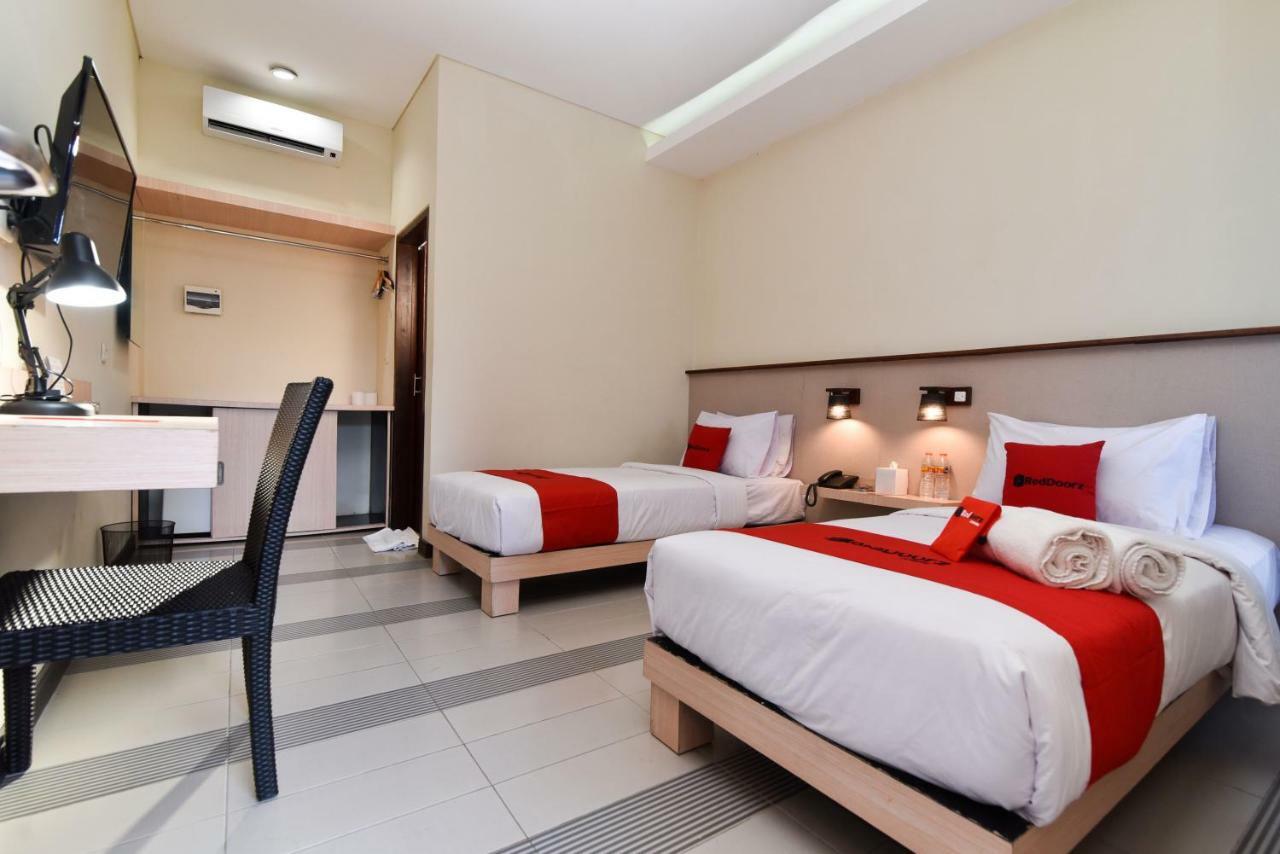 Reddoorz Near Legian Street Hotel Kuta  Exterior photo