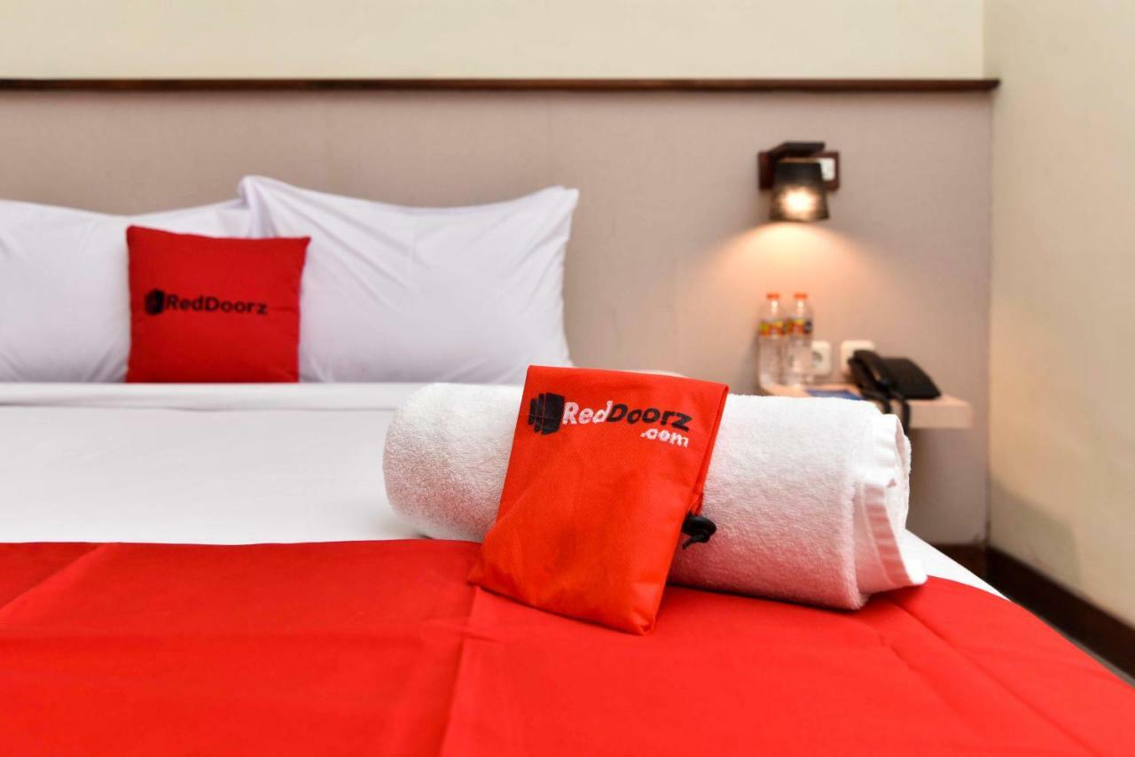 Reddoorz Near Legian Street Hotel Kuta  Exterior photo
